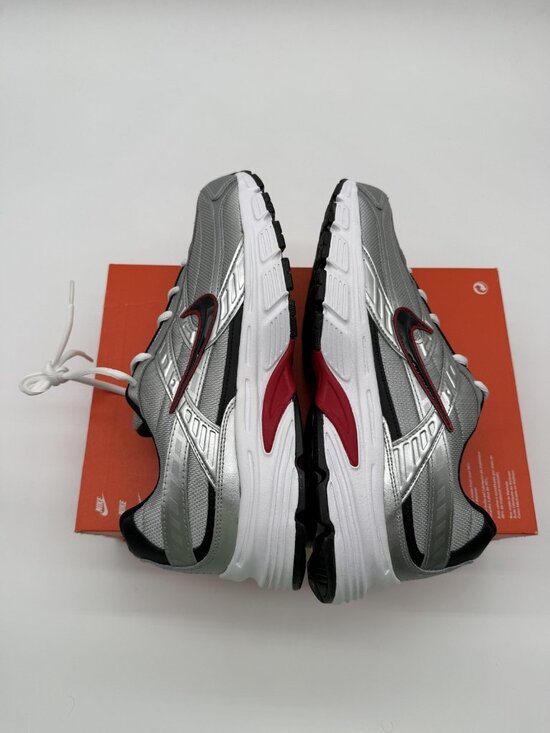 New Nike Initiator Shoes Mens Size 12 Silver Running Sneakers 394055 001